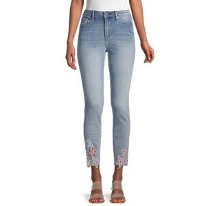 Driftwood Jackie High Rise Jeans‎ Size 26 Embroidered Patchwork Daisy Whiskered